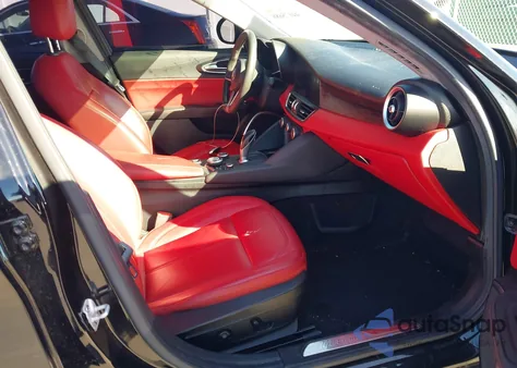 2019 Alfa Romeo Giulia Rwd z USA, uszkodzony, nr VIN ZARFAMAN8K7622693